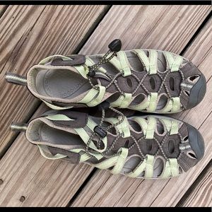 Keen whisper sandals size 8